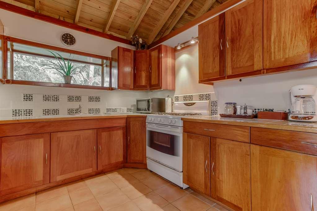 The Lodge At Chaacreek Сан-Игнасио Номер фото
