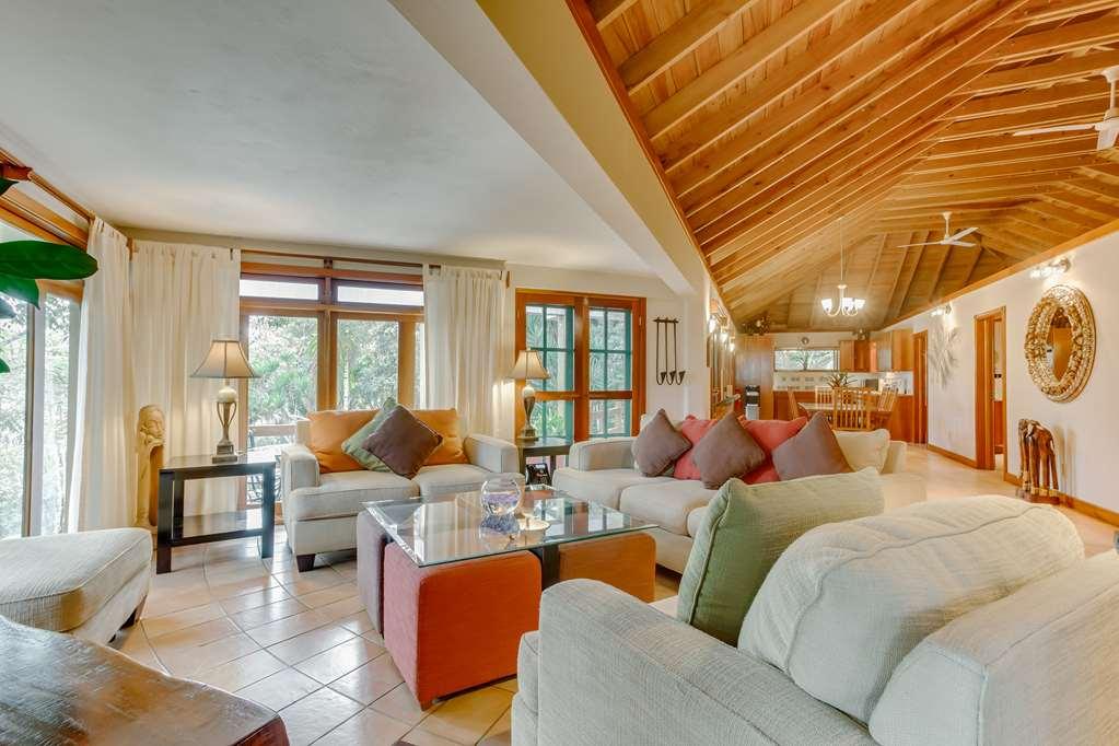 The Lodge At Chaacreek Сан-Игнасио Номер фото