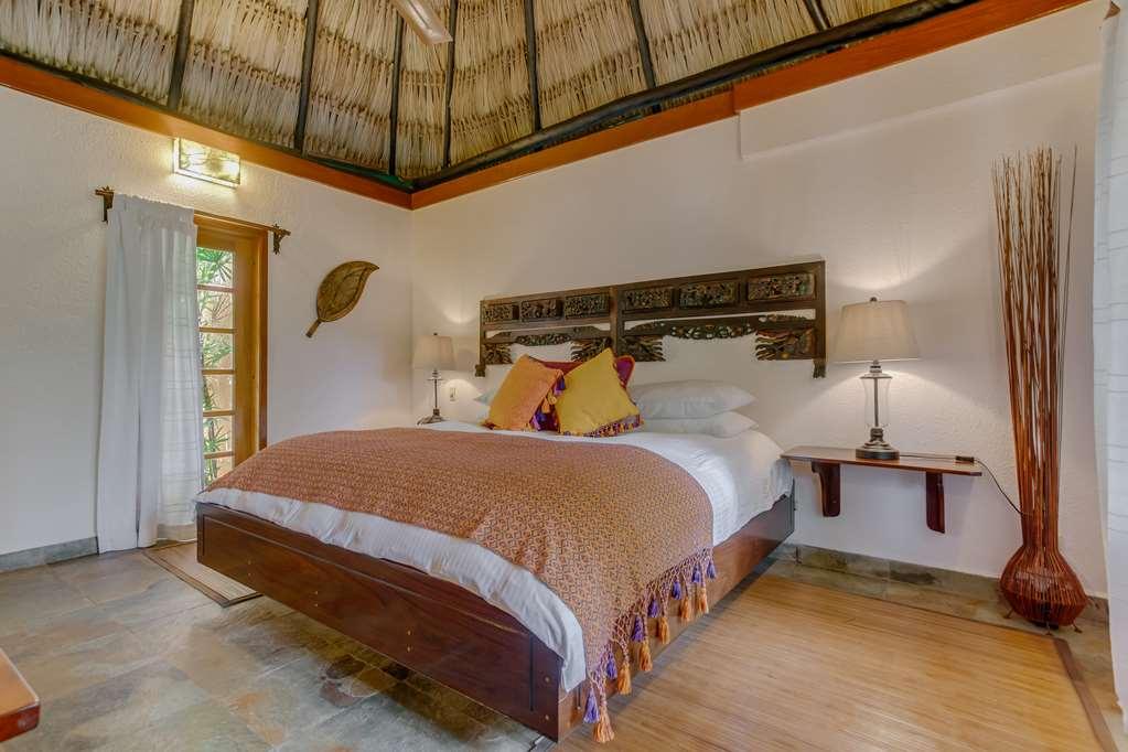 The Lodge At Chaacreek Сан-Игнасио Номер фото